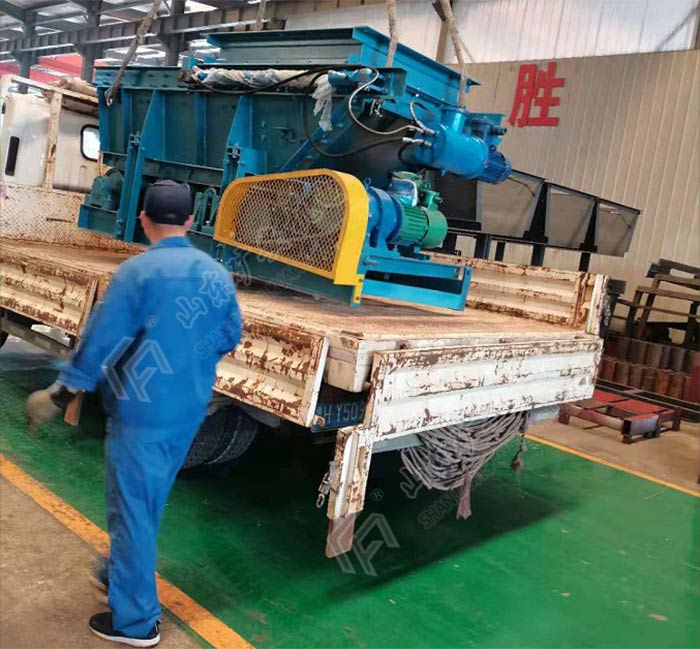 山東礦安自主研發(fā)生產(chǎn)的甲帶給煤機發(fā)往煙臺