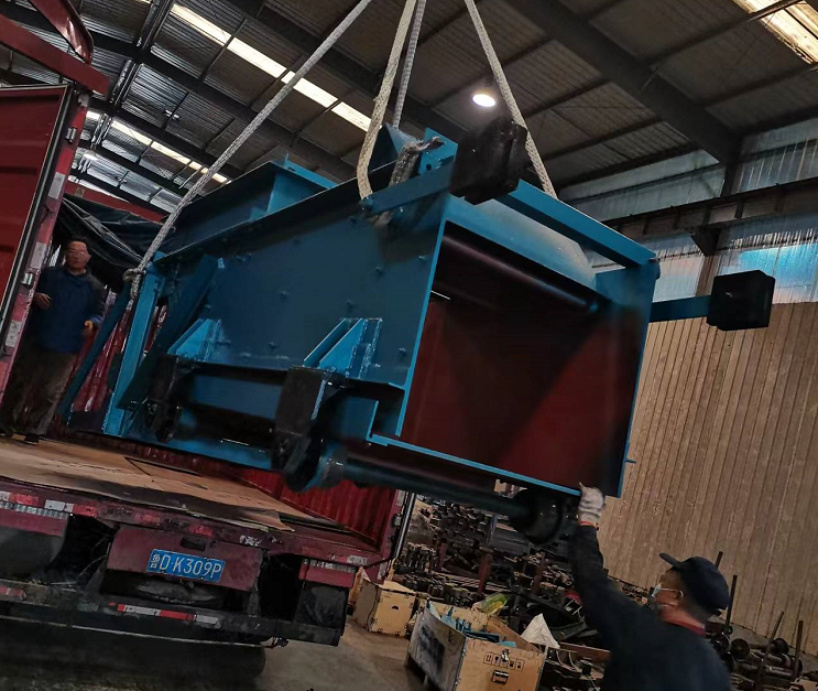 假期不打烊，高效發(fā)貨保障供應(yīng)，往復(fù)式給煤機(jī)發(fā)往貴州貴陽