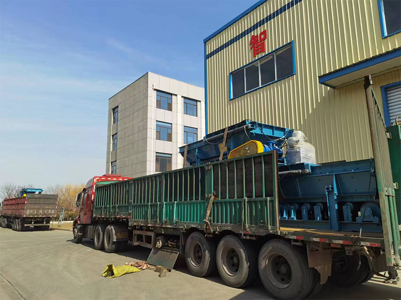 山東礦安機(jī)電生產(chǎn)的稱重給煤機(jī)發(fā)貨