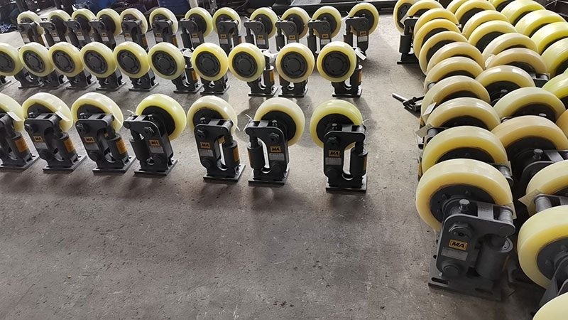 山東礦安機電一批滾輪罐耳即將發(fā)貨